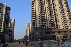武漢左嶺新城開(kāi)發(fā)投資有限公司商用凈水案例